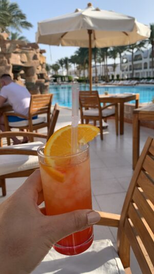 04720F27-327E-4DA6-95E8-945DD654783E