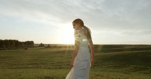 10214232-hd_1366_720_25fps