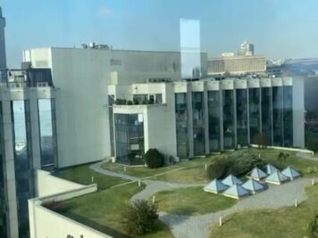 75620142816__91F9C675-7C66-4B96-9816-32833F073C77